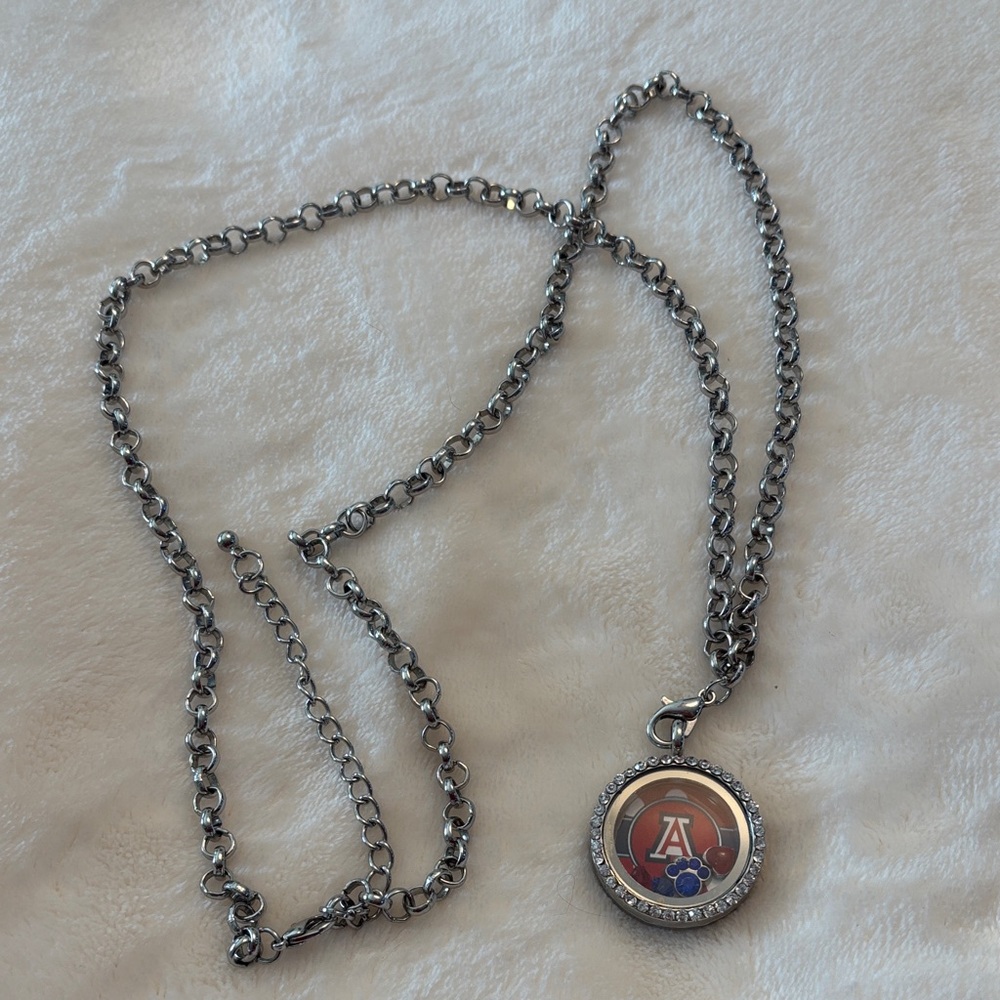 Elegant University of Arizona UofA Floating Locket Silver Red Necklace - Go Cats